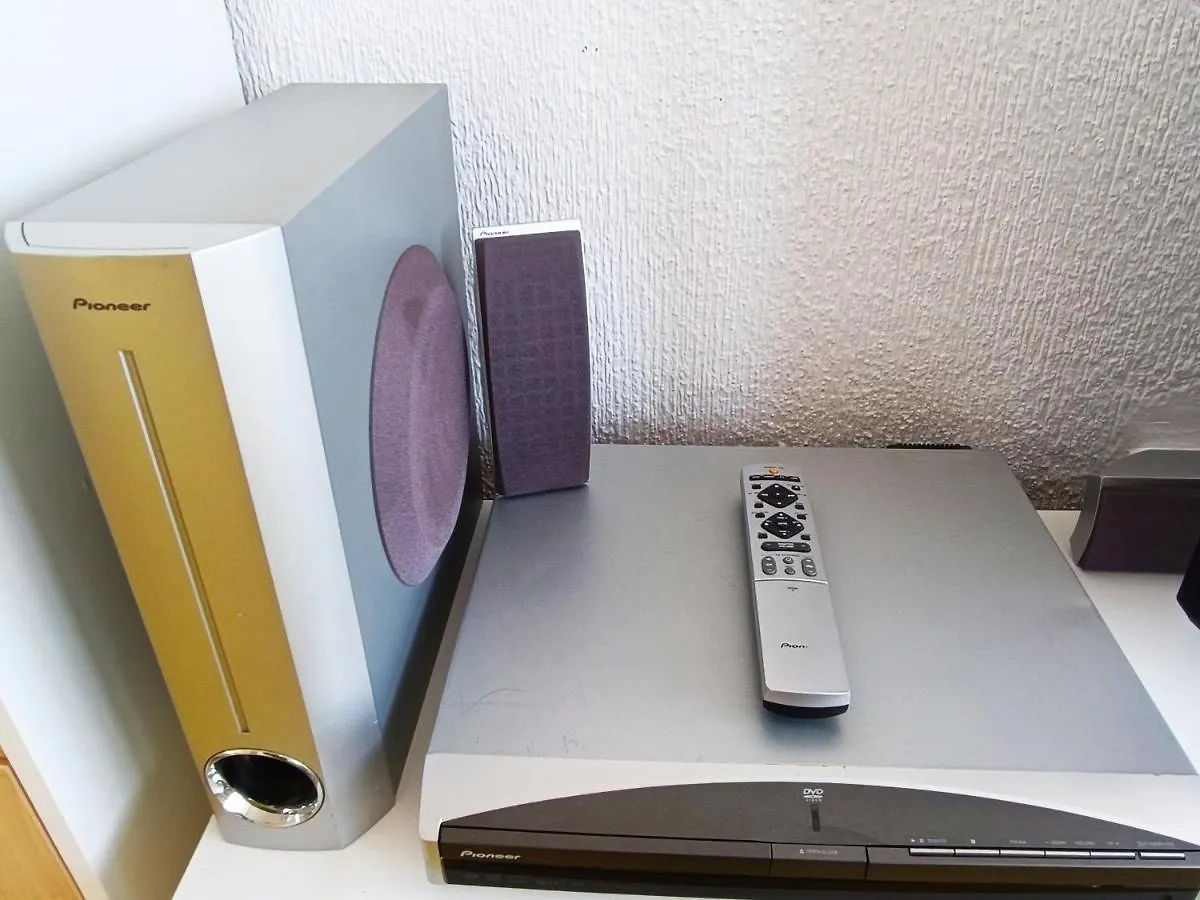 Precioso Apartamento - Nuevo - Centro De Torremolinos - Terraza Con Vistas Al Mar, Impresionantes Vistas A La Montana, Wifi 359 Mbps, Smart Tv 40