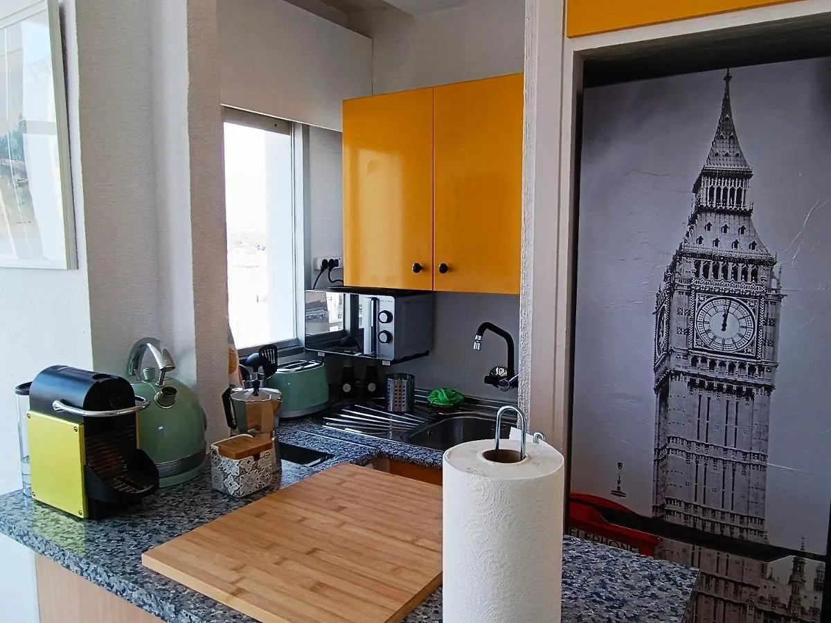 Precioso Apartamento - Nuevo - Centro De Torremolinos - Terraza Con Vistas Al Mar, Impresionantes Vistas A La Montana, Wifi 359 Mbps, Smart Tv 40