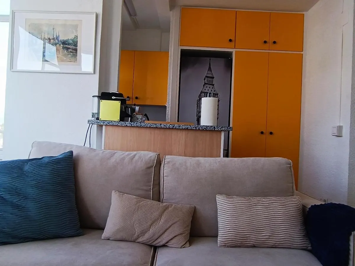 Precioso Apartamento - Nuevo - Centro De Torremolinos - Terraza Con Vistas Al Mar, Impresionantes Vistas A La Montana, Wifi 359 Mbps, Smart Tv 40